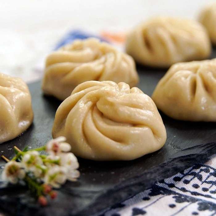 iphone 14 momos wallpaper 8